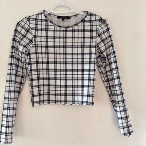 Plaid long sleeve crop top